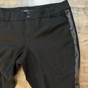 Torrid 22 dress pants